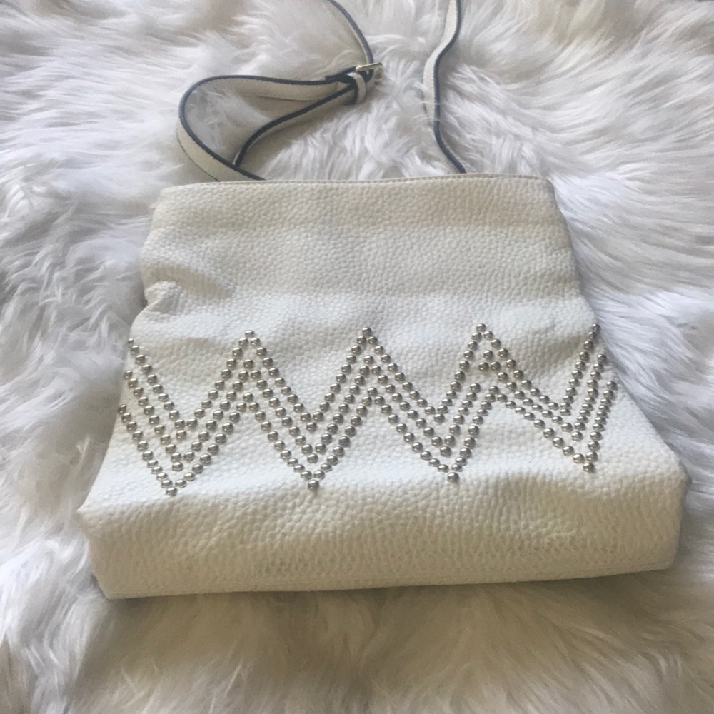 Purse - Picture 2 of 2